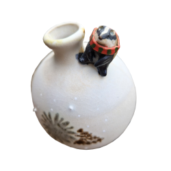 Vase en céramique avec adorable petit blaireau