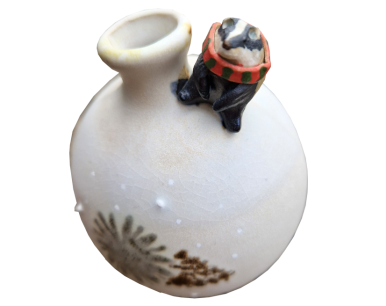 Vase en céramique avec adorable petit blaireau
