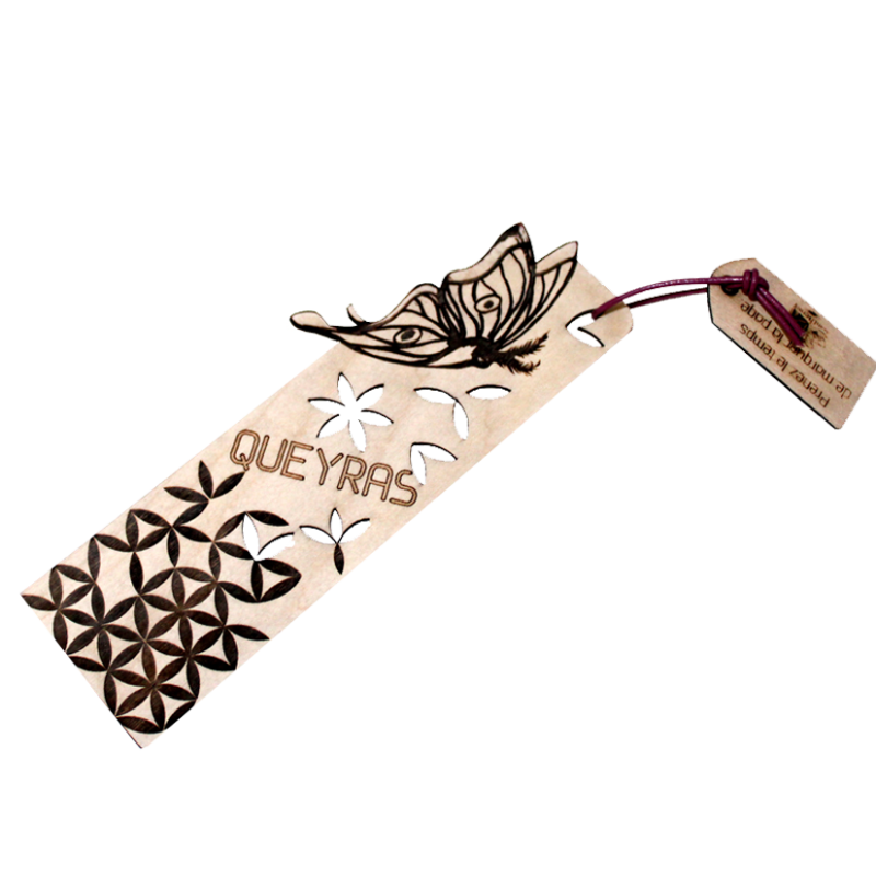 Marque page, papillon Isabella en bois
