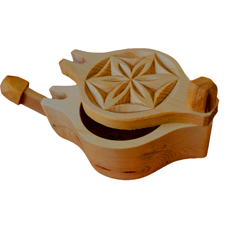 Le Saleron est la salière traditionnelle du Queyras