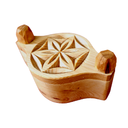 Le Saleron est la salière traditionnelle du Queyras