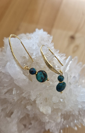 la déco / les vêtements / les bijoux/ la poterie